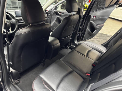 2015 Mazda MAZDA3 i Grand Touring