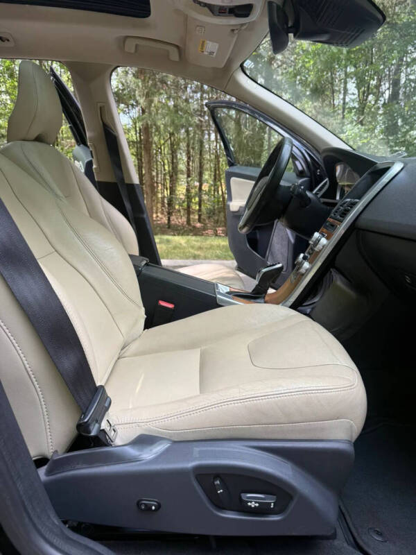 2017 Volvo XC60 T5 Inscription