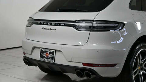 2021 Porsche Macan Turbo