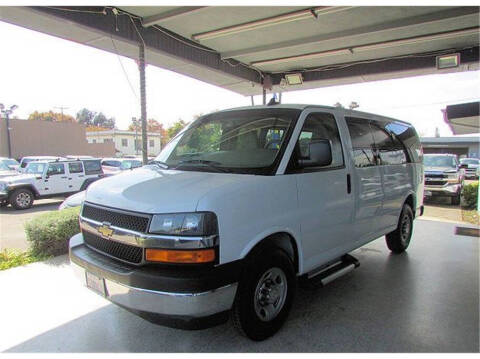 2017 Chevrolet Express LT 2500