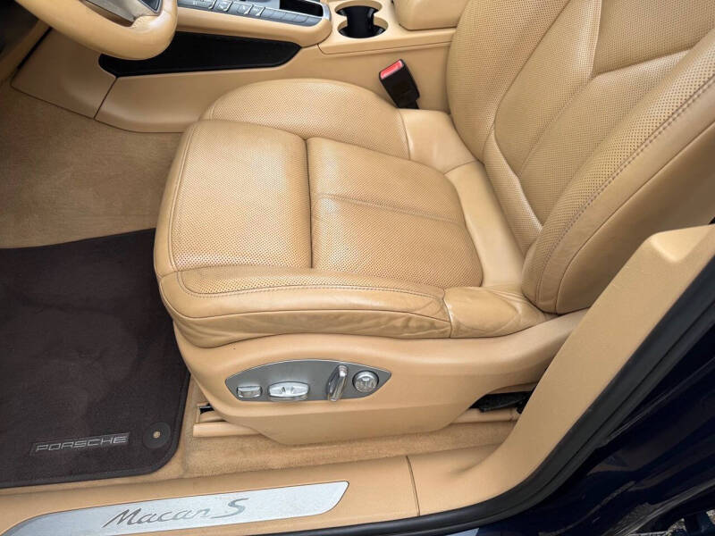 2017 Porsche Macan S