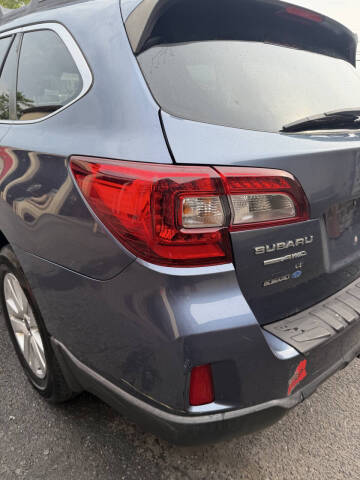 2017 Subaru Outback 2.5i Premium
