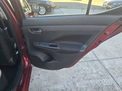 2021 Nissan Versa SV