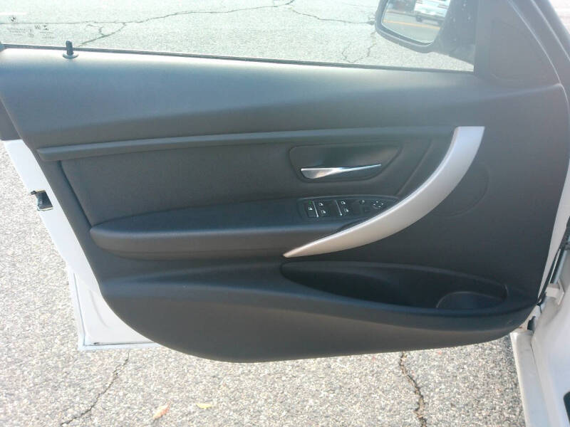 2018 BMW 3 Series 320i xDrive