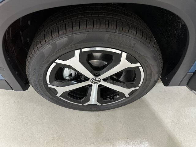 2025 Volkswagen Tiguan SE 4Motion