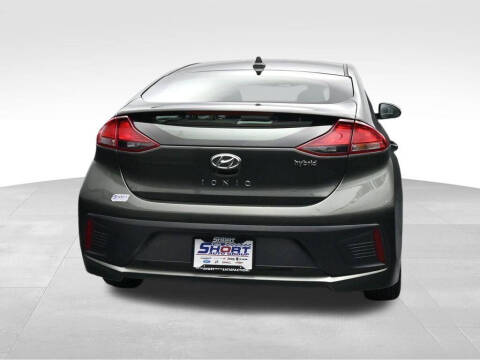 2022 Hyundai Ioniq Hybrid SE