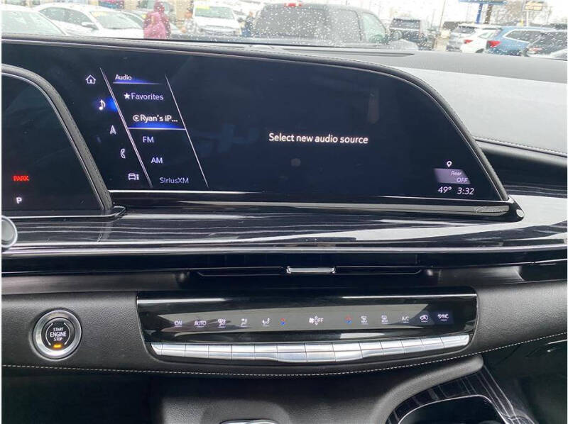 2022 Cadillac Escalade Sport