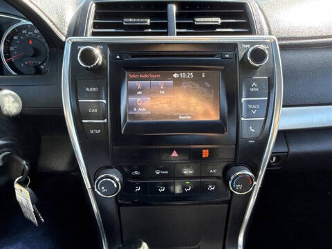 2016 Toyota Camry SE