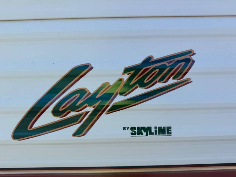 1997 LAYTON BY SKYLINE 2600