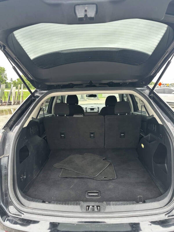 2017 Ford Edge SEL - Photo 10