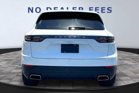 2022 Porsche Cayenne Platinum Edition