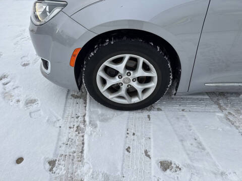 2017 Chrysler Pacifica