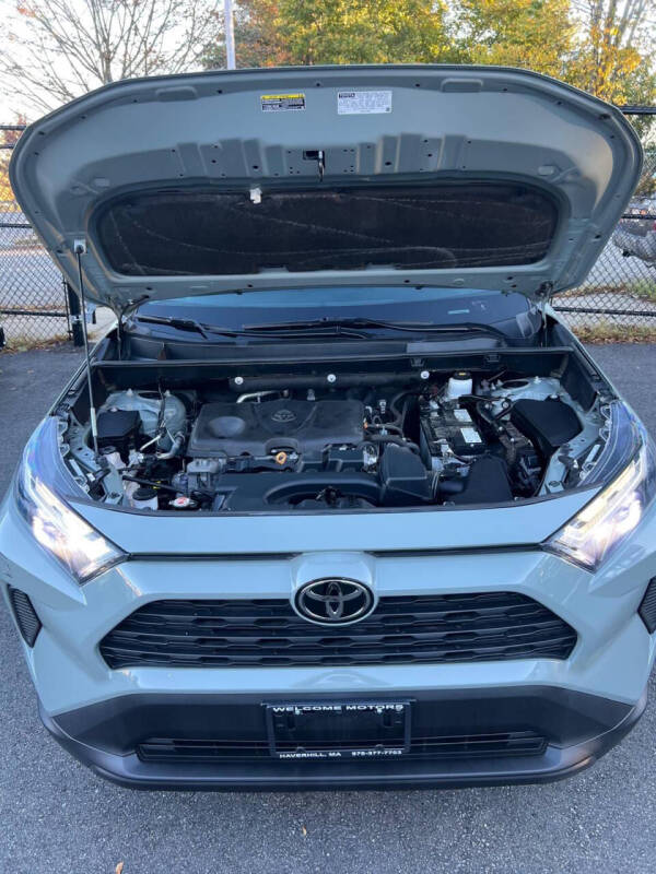 2023 Toyota RAV4 XLE