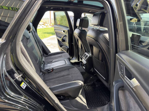 2018 Audi SQ5 3.0T quattro Prestige