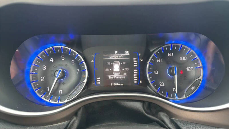 2021 Chrysler Voyager LX