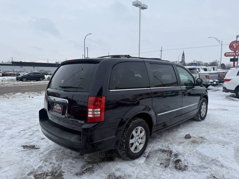 2010 Chrysler Town and Country Touring