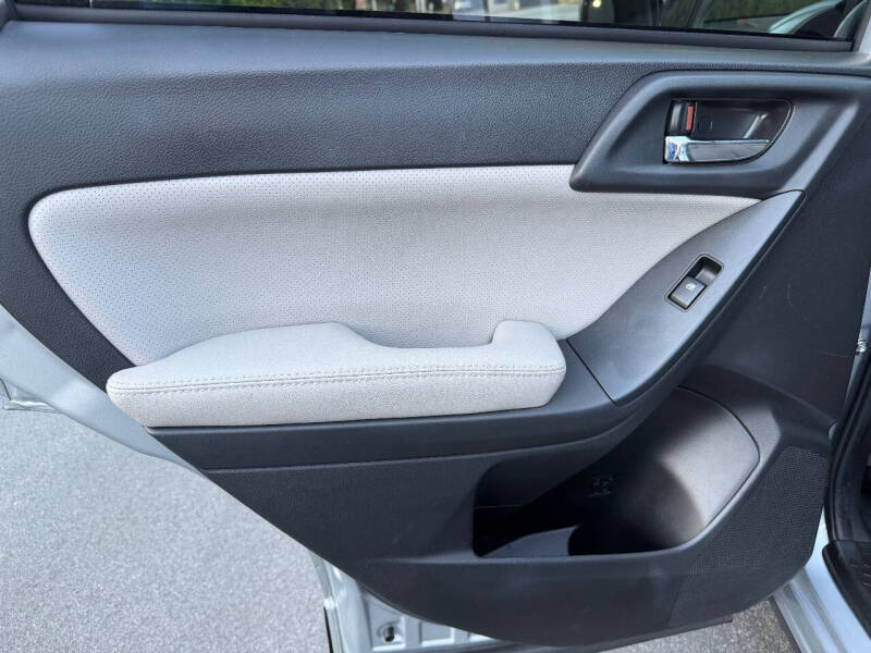 2014 Subaru Forester 2.5i Limited