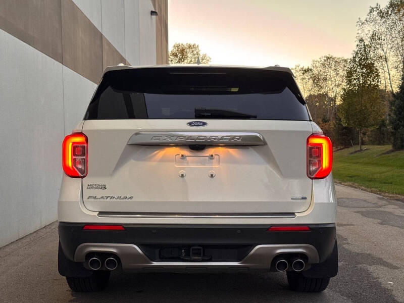 2020 Ford Explorer Platinum