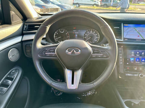 2019 Infiniti QX50 Essential