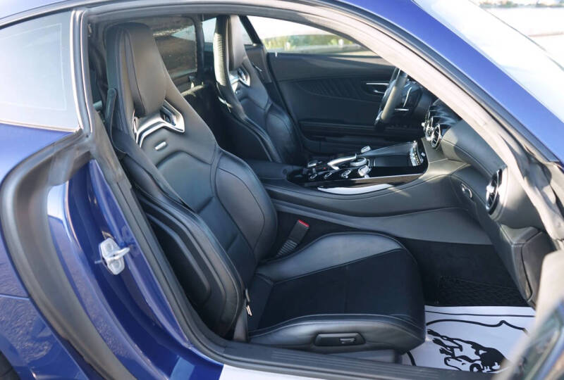 2017 Mercedes-Benz AMG GT