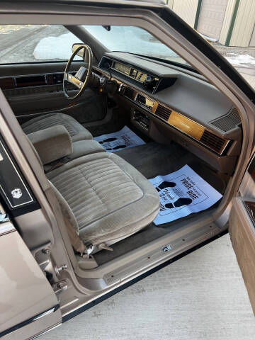 1988 Oldsmobile Ninety-Eight Regency Brougham
