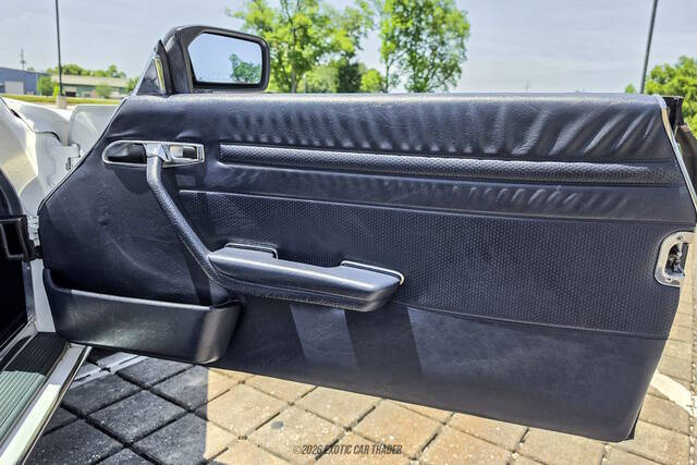 1988 Mercedes-Benz 560-Class 560 SL
