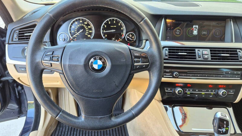 2014 BMW 5 Series 528i