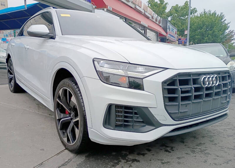 2019 Audi Q8 quattro Premium 55 TFSI