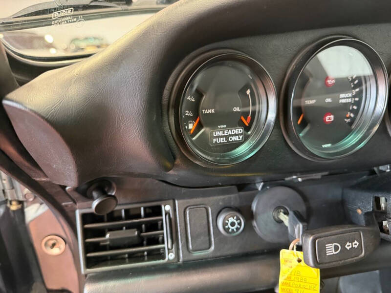1988 Porsche 911 Carrera