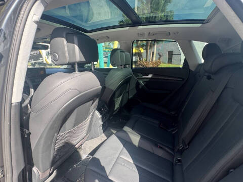 2020 Audi Q5 quattro Premium Plus 45 TFSI