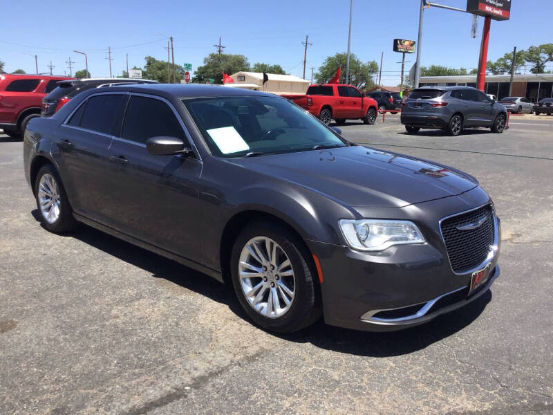 2017 Chrysler 300 Limited