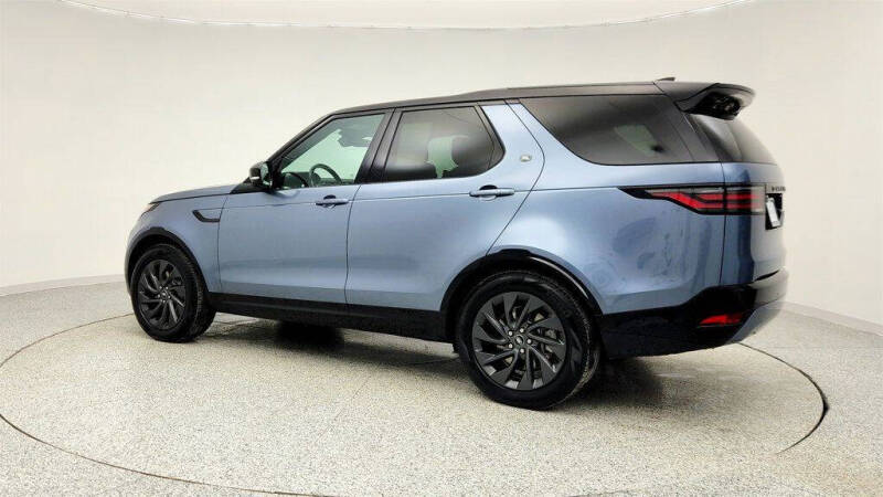 2023 Land Rover Discovery P300 S R-Dynamic