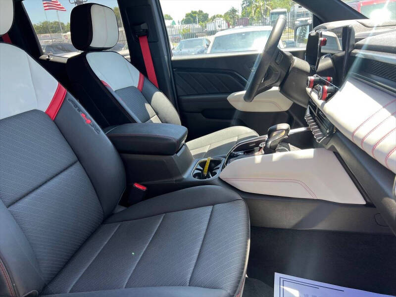 2024 GMC Canyon AT4X