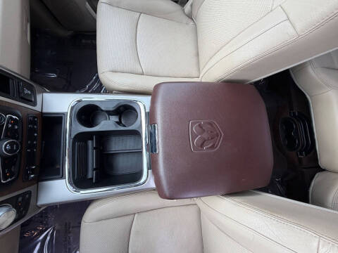 2017 RAM 1500 Laramie