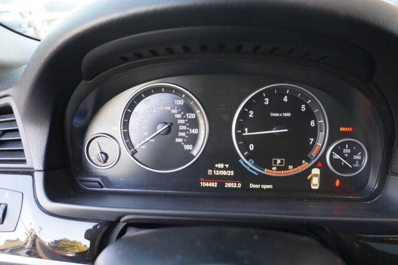 2015 BMW 5 Series 528i