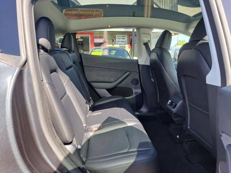 2025 Tesla Model Y Long Range