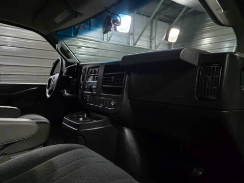 2021 Chevrolet Express 2500