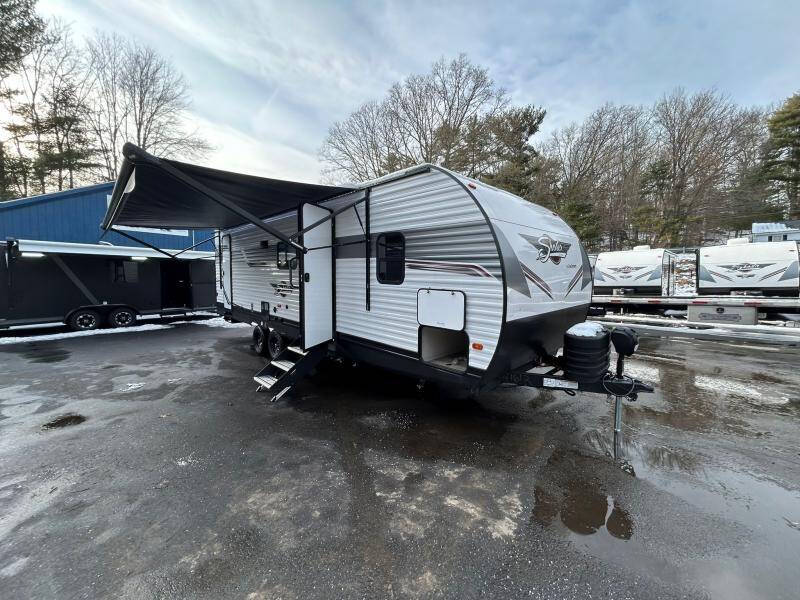 2024 Shasta RV 25RB SHASTA TRAVEL TRAILER