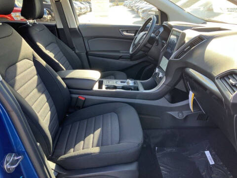 2024 Ford Edge SE