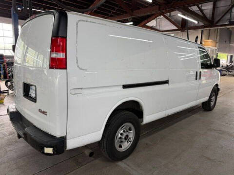 2019 GMC Savana 3500