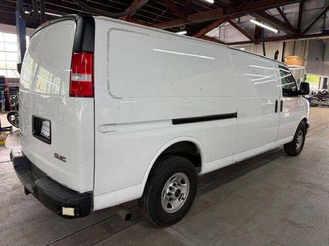 2019 GMC Savana 3500
