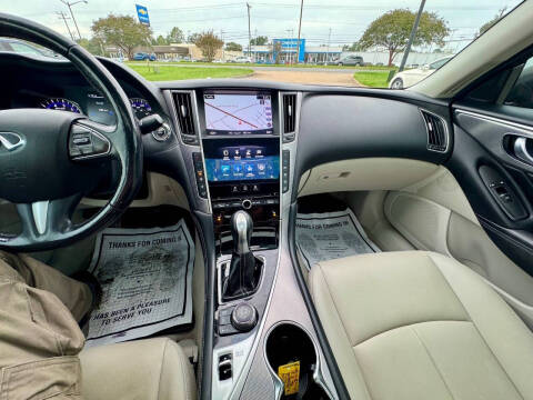 2015 Infiniti Q50 Premium