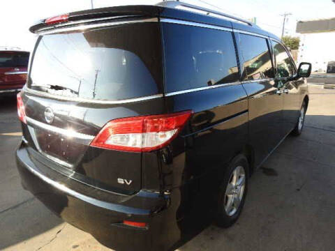 2017 Nissan Quest SV