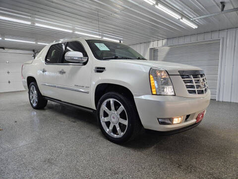 2013 Cadillac Escalade EXT for sale at Hi-Way Auto Sales in Pease MN