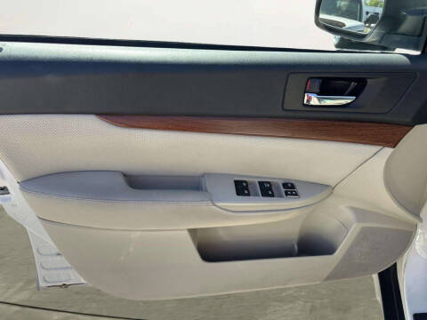 2013 Subaru Outback 2.5i Limited