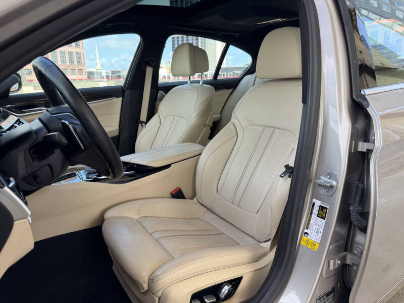 2018 BMW 5 Series 530i