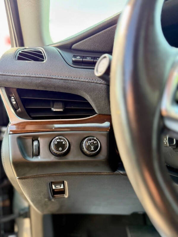 2019 Cadillac Escalade ESV Premium Luxury