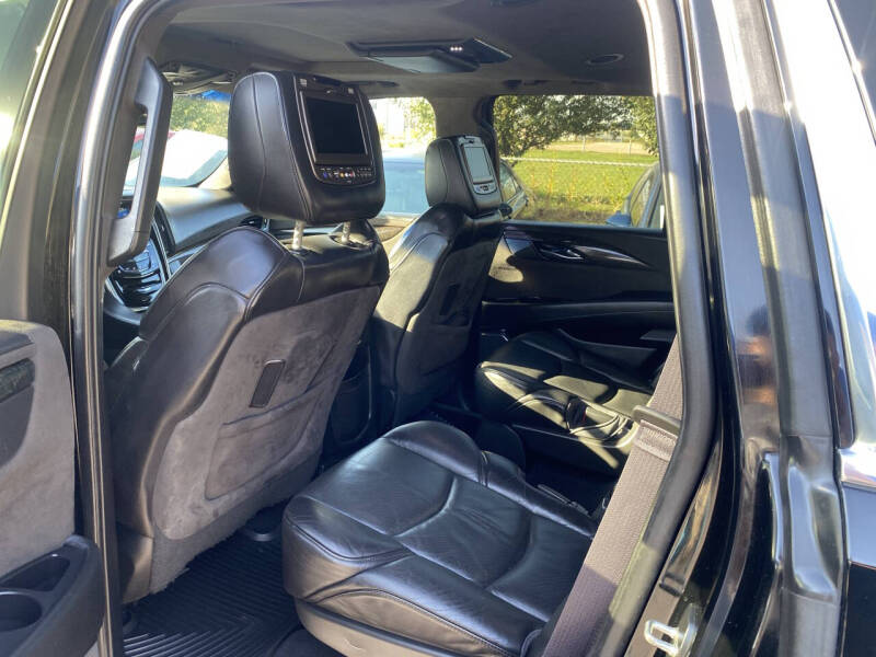 2015 Cadillac Escalade Platinum