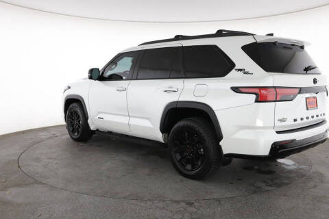 2024 Toyota Sequoia SR5