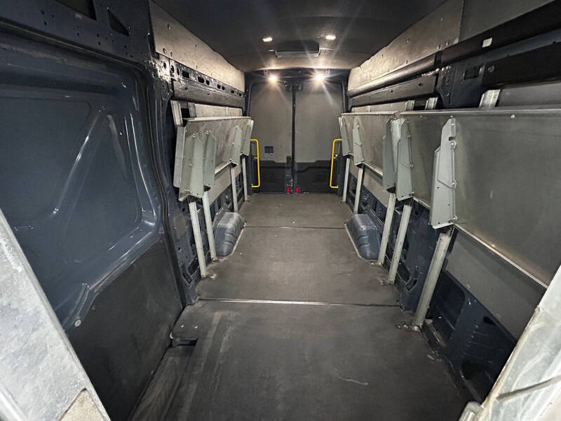 2020 Ford Transit 250